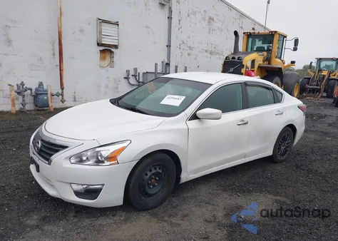 2014 Nissan Altima 2.5 S z USA, uszkodzony, nr VIN 1N4AL3AP4EN371946